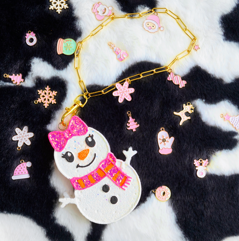 Christmas Enamel Charms Set – Pink/White Santa, Snowflake & Gift Box Alloy Pendants for DIY Crafts, Bracelets, Keychains & Freshie Hanger Accessorie